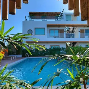 Lägenhet Wayla Villa@maikhaobeach