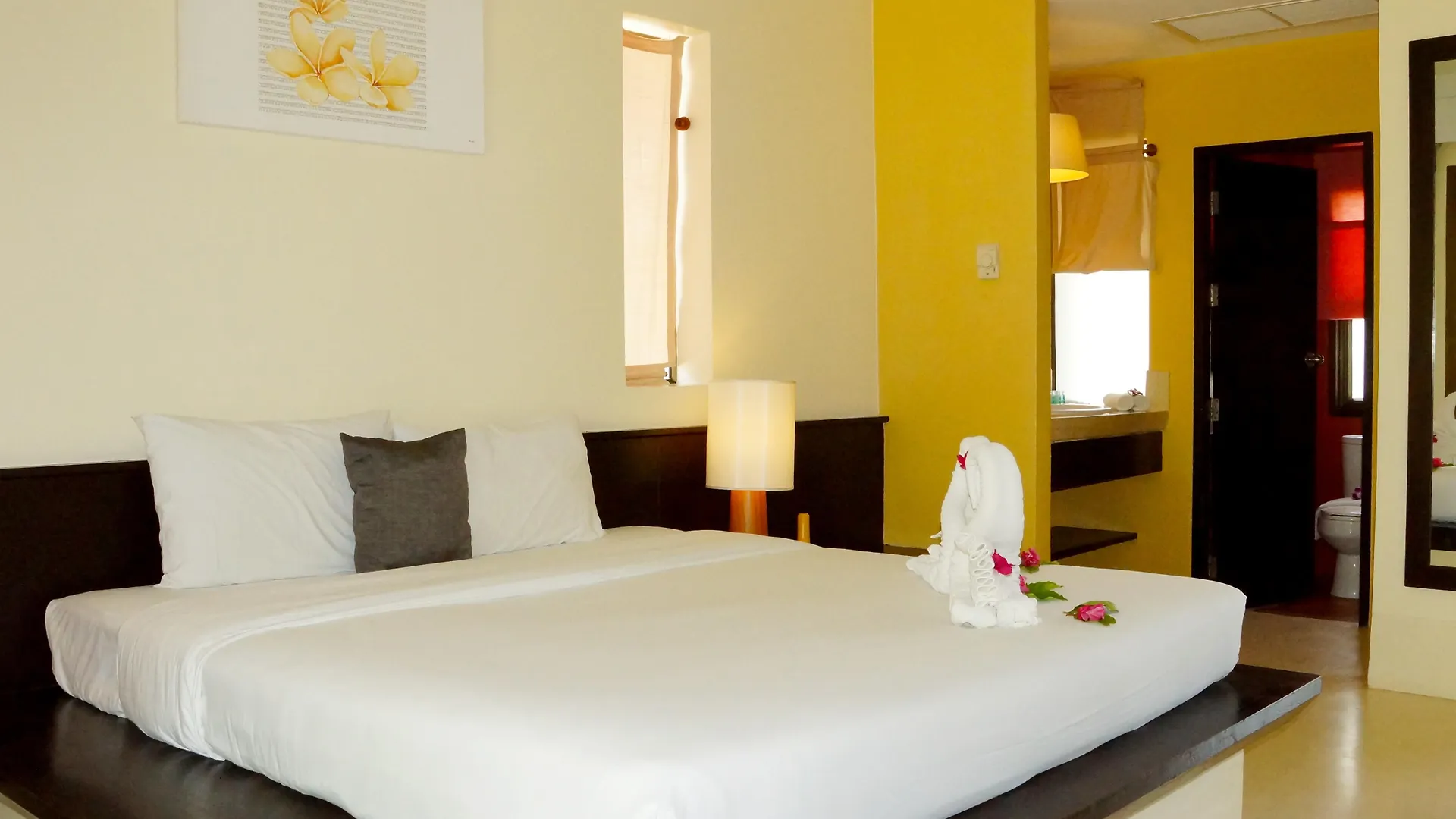 Palm Galleria Resort Кхаулак