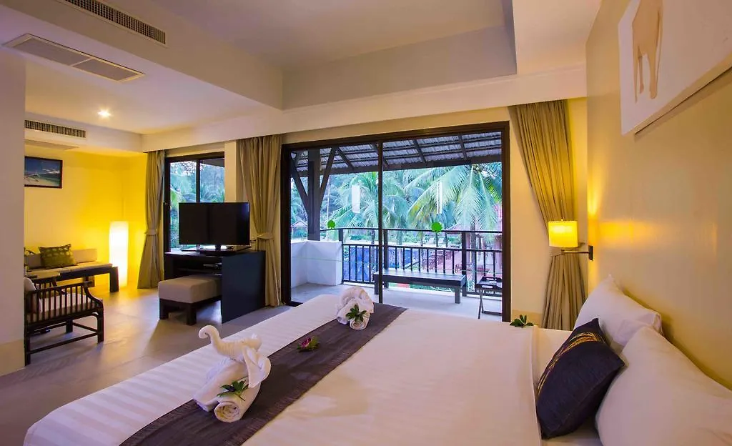 Palm Galleria Resort Кхаулак